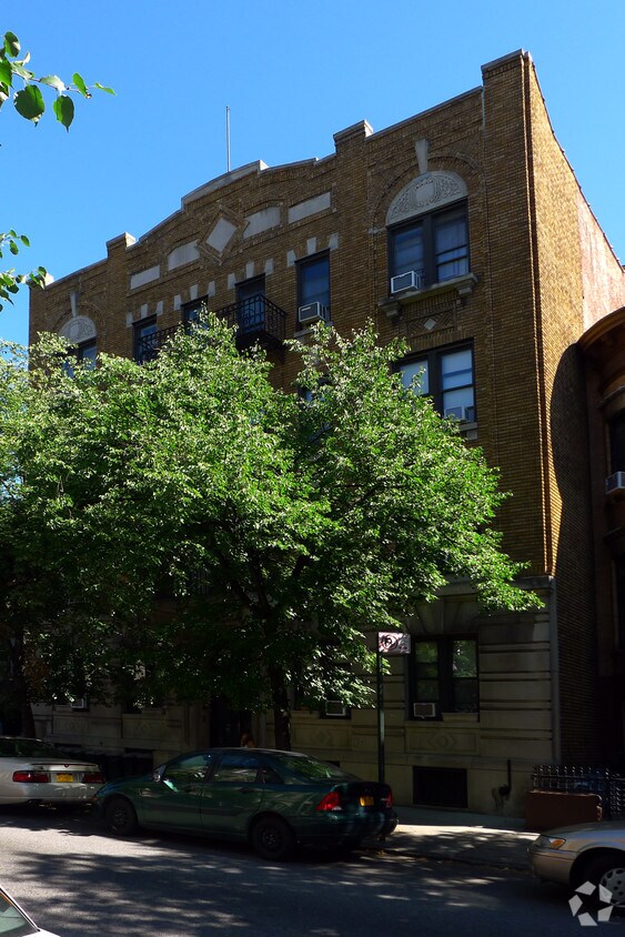 Primary Photo - 457 15th St