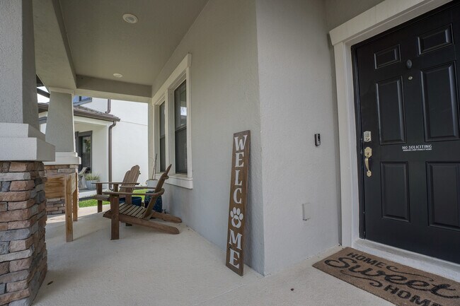 Foto del edificio - 15233 Night Heron Dr