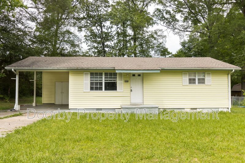 Primary Photo - 8325 Oak Dr