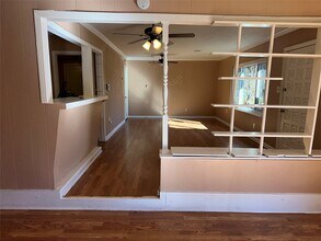 Building Photo - 5715 Beldart St