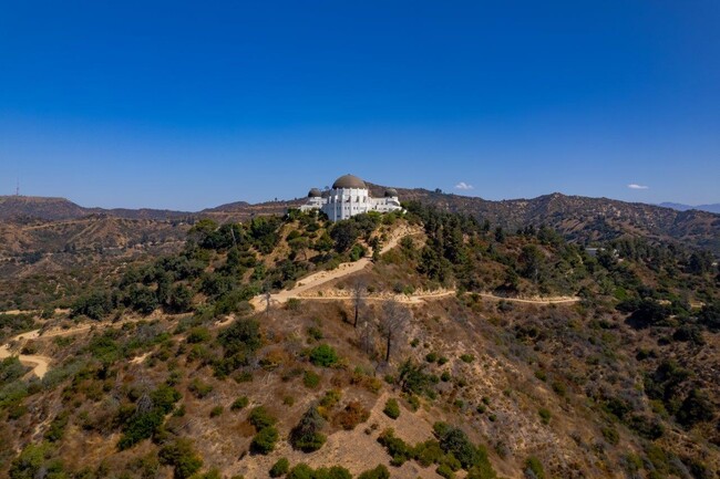 Building Photo - The Kenmore Los Feliz