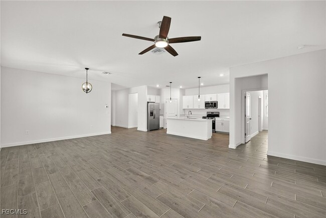 Foto del edificio - 14306 Winding Cedar Wy