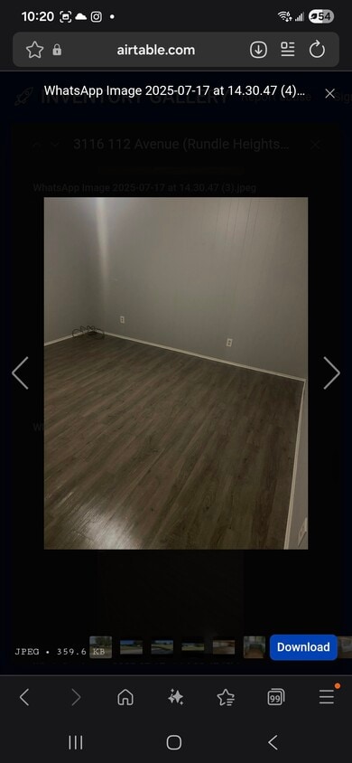 Photo principale - 3116 112 Av NW