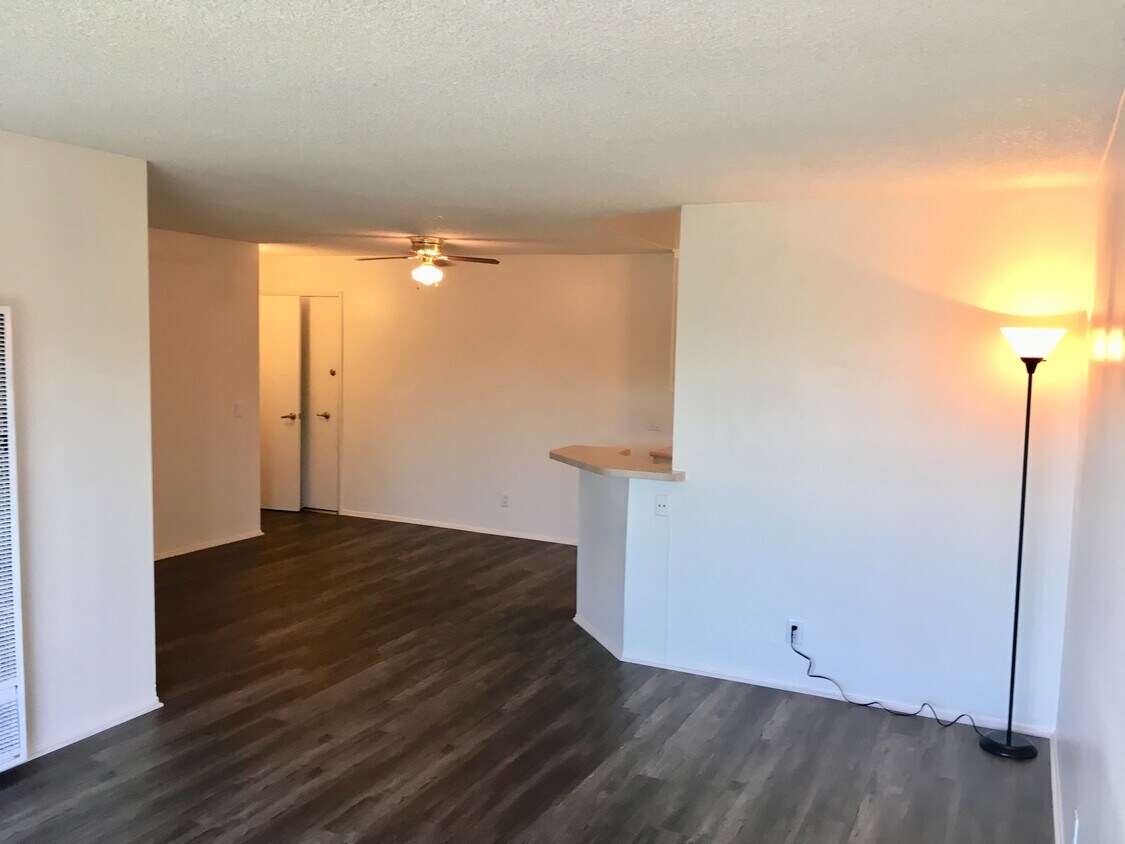 Sherman Way Apartments 13627 Sherman Way Van Nuys, CA