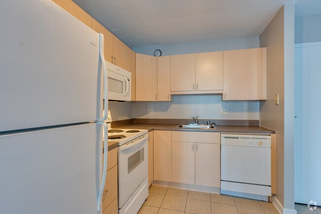 Interior Photo - Park Michigan - 1212 S Michigan Ave