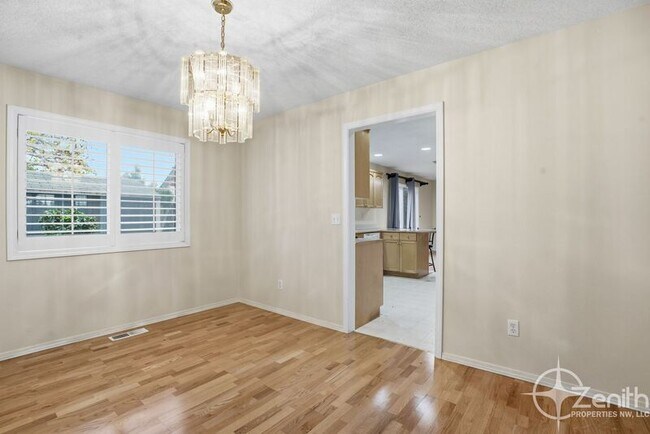 Foto del edificio - 5322 NE 69th Cir