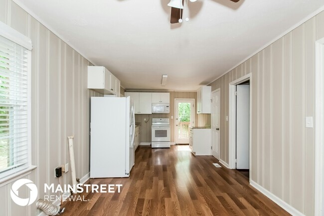 Foto del edificio - 8198 Spillers Dr SW