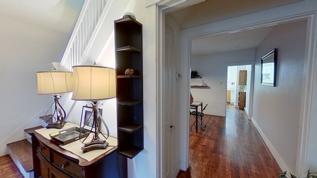 Foto del edificio - 910 N St Clair St