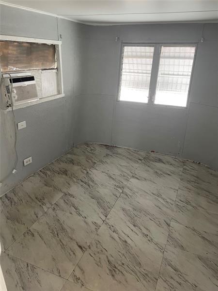 Foto del edificio - 8633 SW 15th Ct