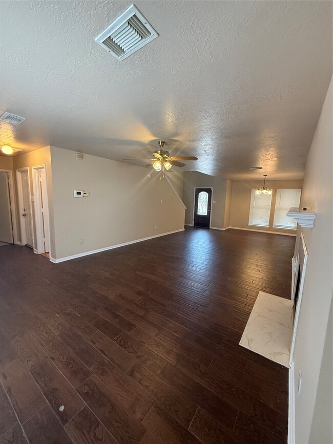 Building Photo - 19918 Rising Star Dr