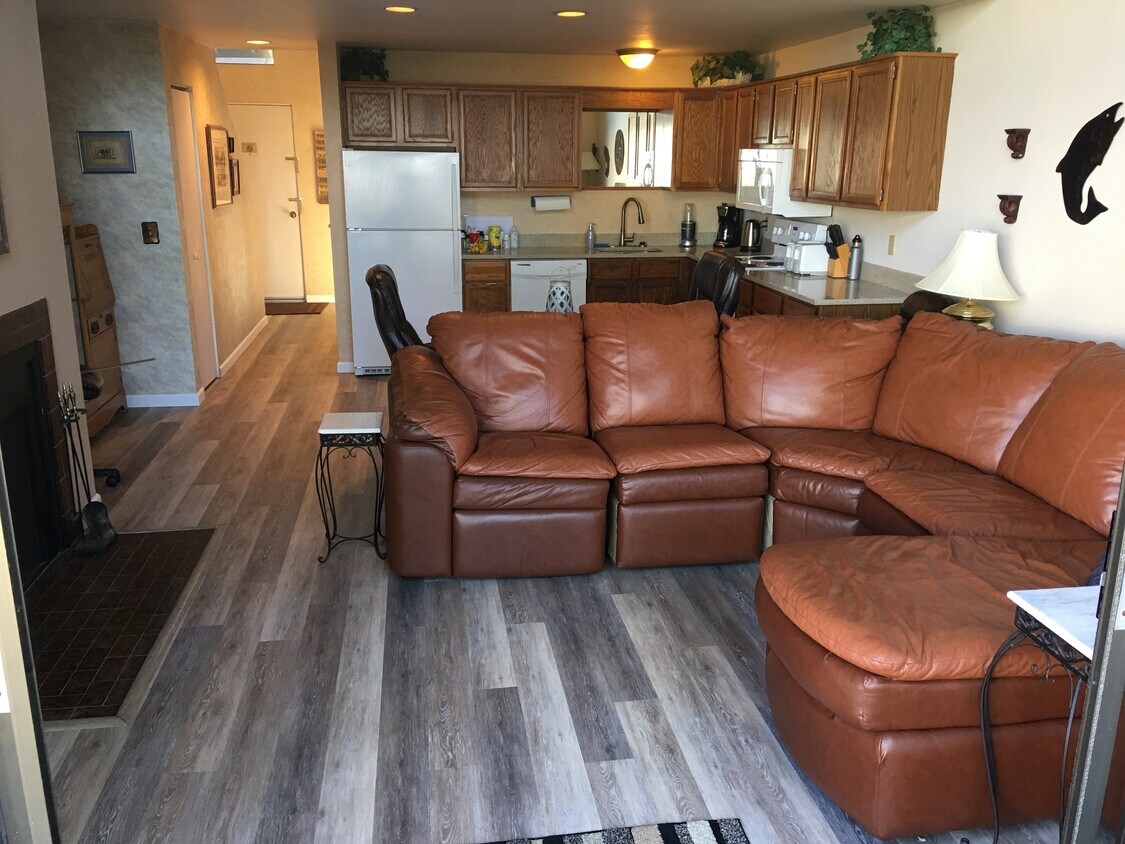 Foto del edificio - 7806 Birch Bay Dr