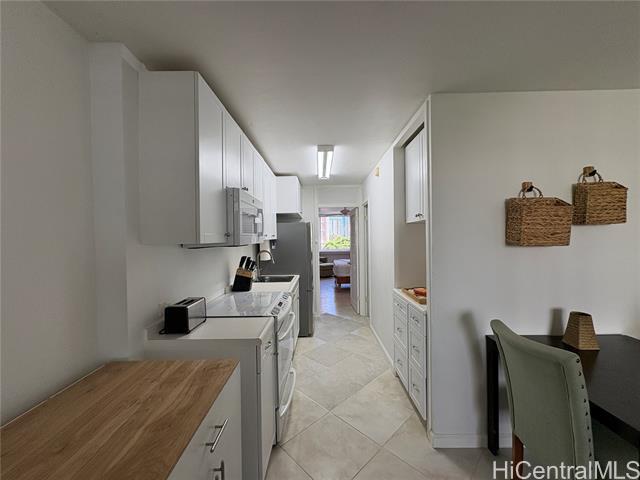 Foto del edificio - 425 Ena Rd