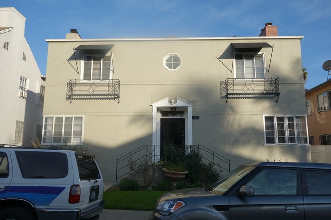 Building Photo - 106 N Edgemont St