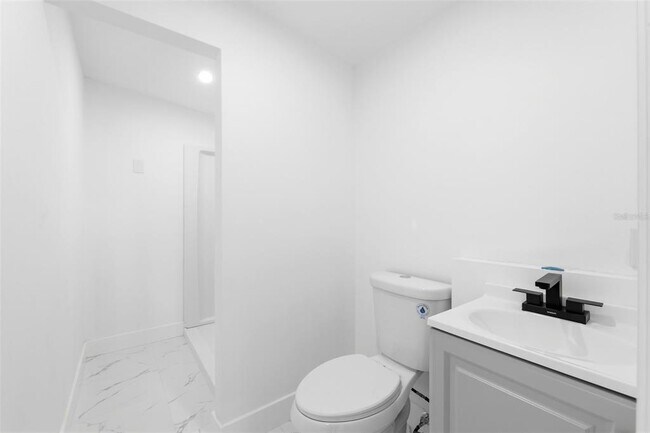 Building Photo - 3673 Rockaway Dr