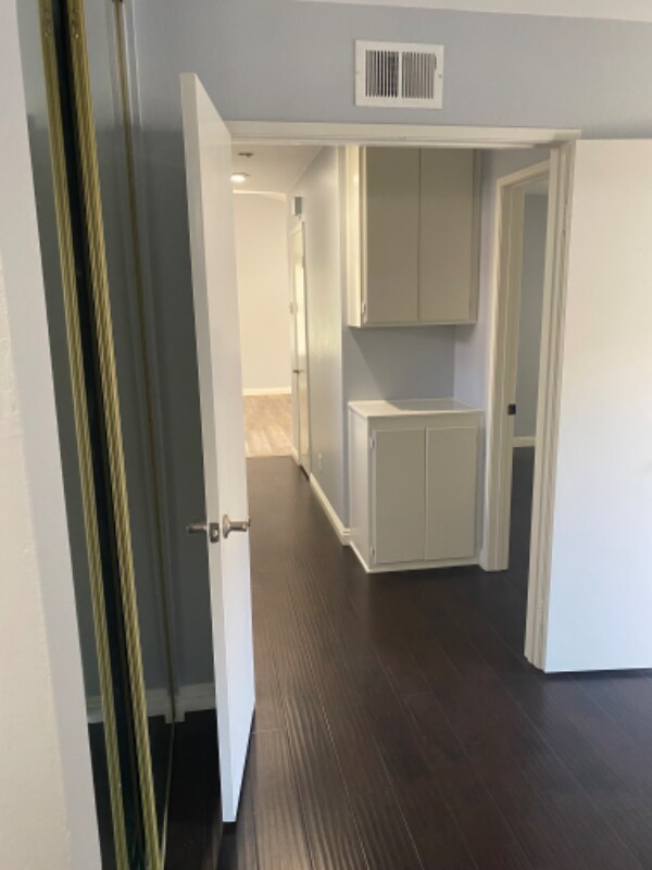 Foto del edificio - 7706 Lansdale Cir