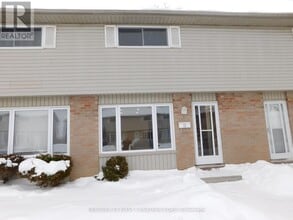 Building Photo - 1095 Jalna Blvd