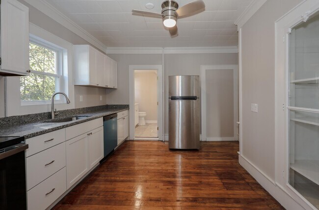 Foto del edificio - 107 Arlington St