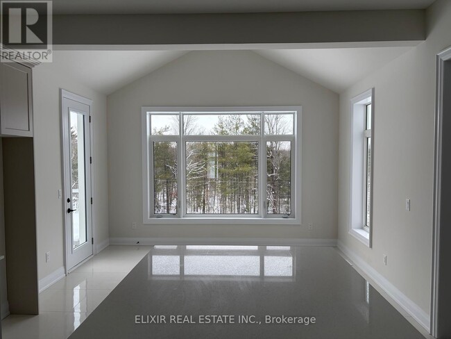 Building Photo - 92 Pearsall Pl