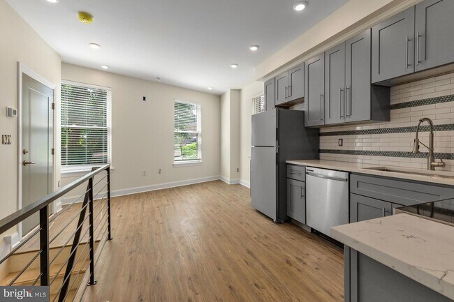 Building Photo - 509 Gorgas Ln