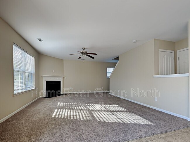 Building Photo - 2716 Golden Rose Lane