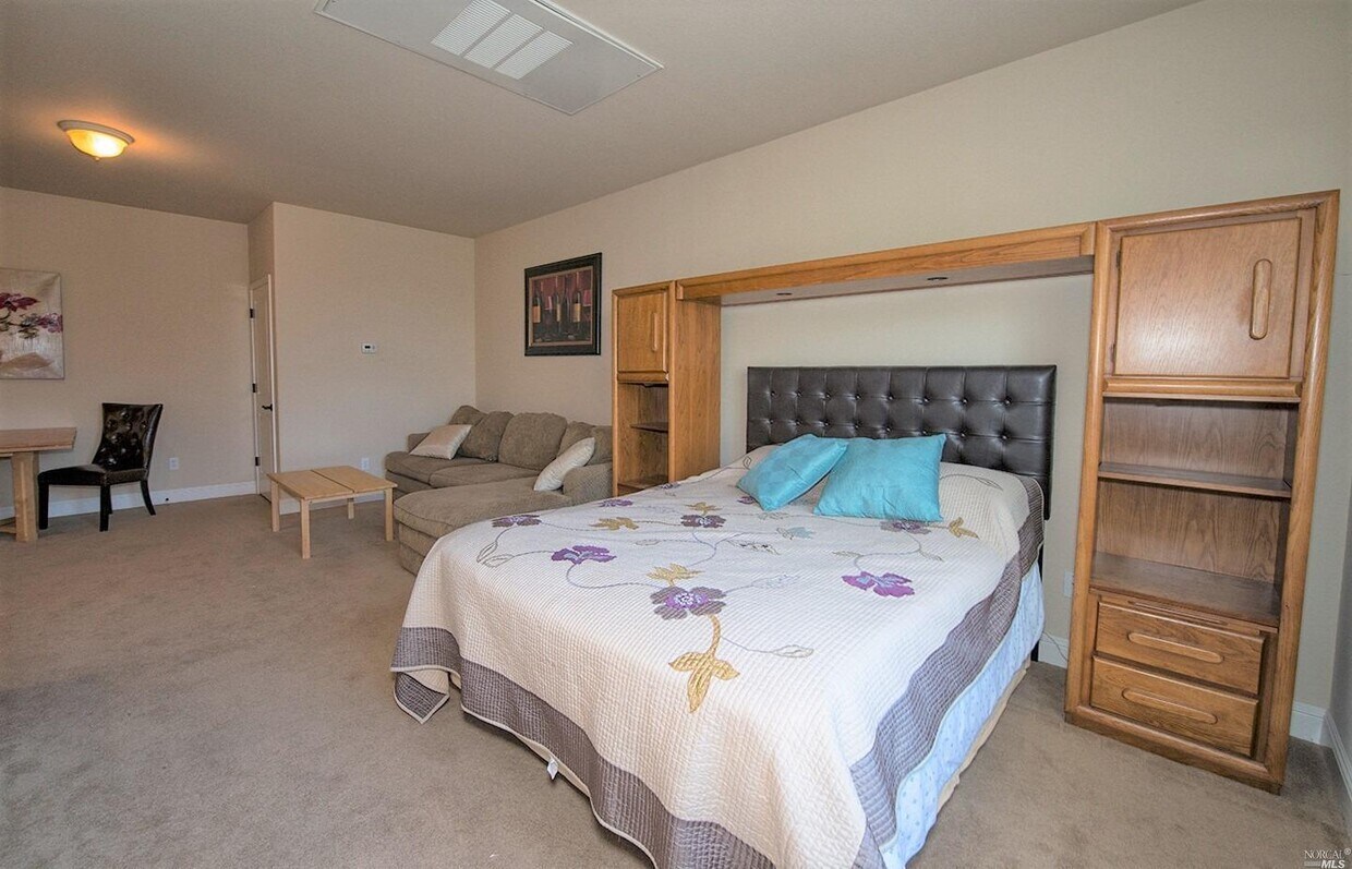 Foto principal - 1376 Gordon Ln