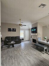 Building Photo - 8835 Aspen Meadow Dr