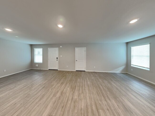 Foto del edificio - 7310 Adaja Riv