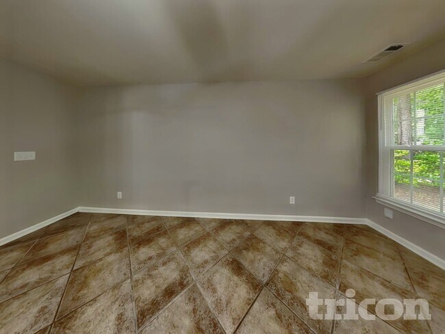 Foto del edificio - 9524 Foggy Meadow Rd
