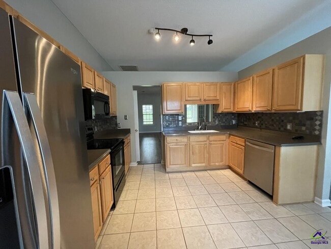 Building Photo - 200 S Houston Springs Blvd