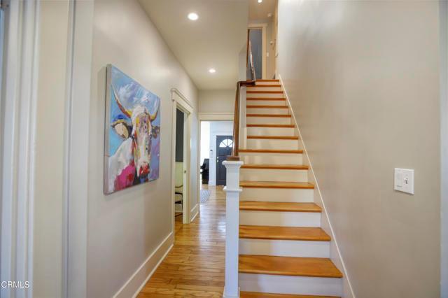 Building Photo - 662 S El Molino Ave