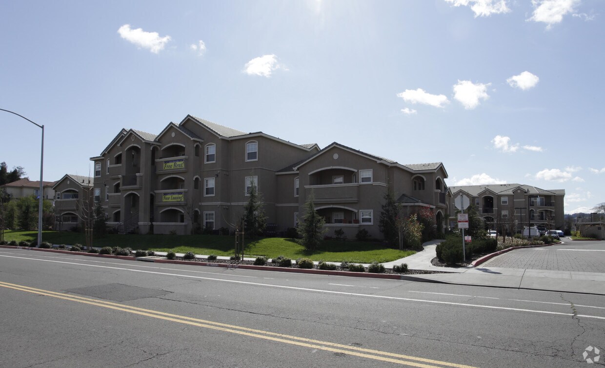 Hawthorn Village - 3663 Solano Ave Napa, CA 94558 | Apartments.com