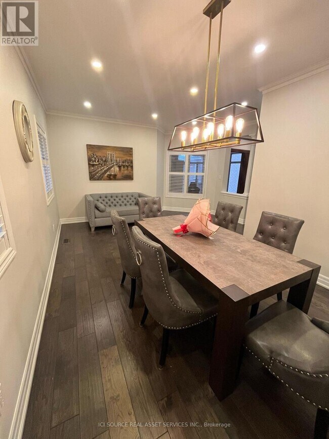 Photo du bâtiment - 419 Seneca Ct