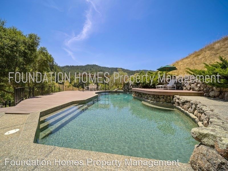 Primary Photo - 2100 Nicasio Valley Rd
