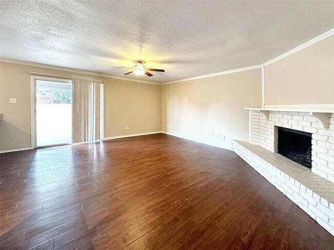 Building Photo - 4953 Wampler Dr