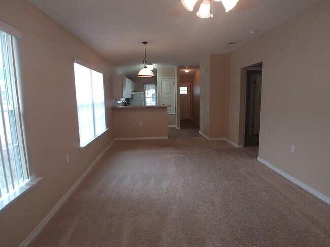 Foto del edificio - 2441 Spyglass Cir