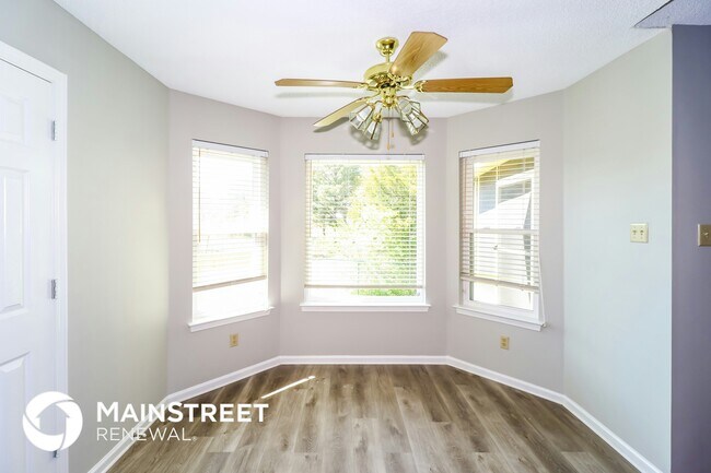 Foto del edificio - 2759 Colonial Towers Dr