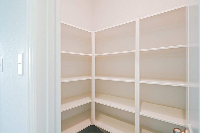 Foto del edificio - 16318 Westley Ridge Dr