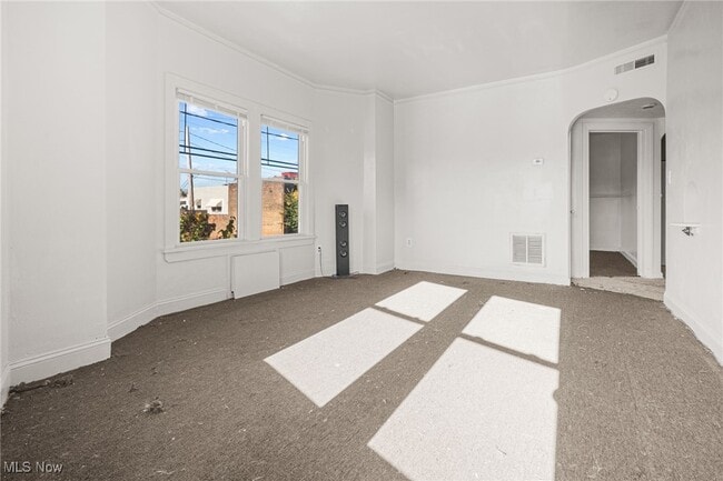 Foto del edificio - 15300 Waterloo Rd