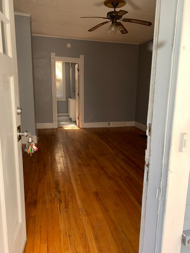 Living Room - 734 W Colfax Ave