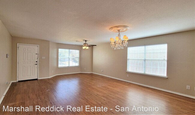 Foto del edificio - 5 br, 2.5 bath House - 8851 Kestrel Oak