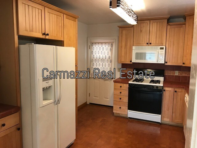 Building Photo - 2750 San Luis Ct