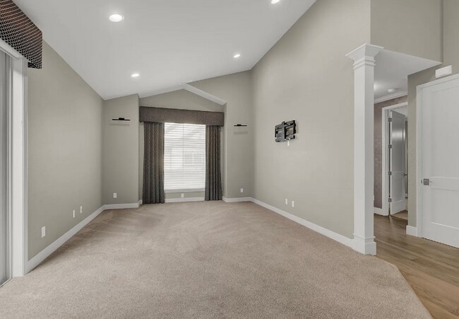 Foto del edificio - 2060 Lakeland Way