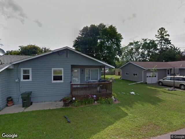 Building Photo - 214 Kapsner St N