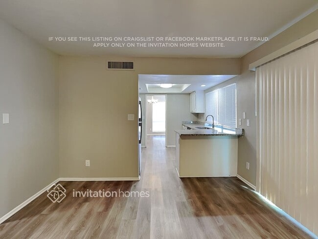 Building Photo - 5326 W Purdue Ave