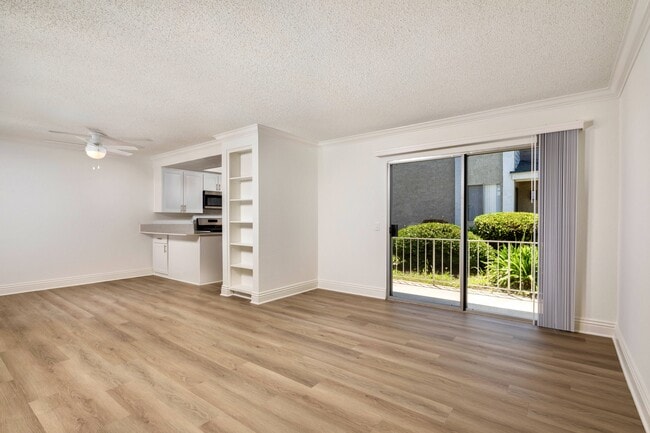 Building Photo - Rancho Vista