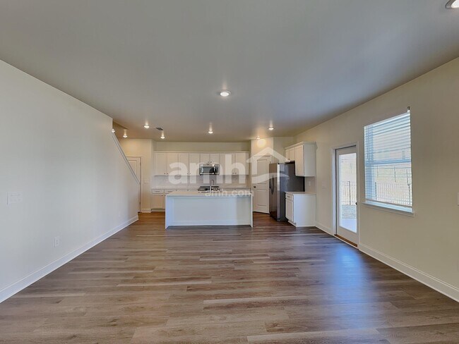 Foto del edificio - 3662 Creek View Cir