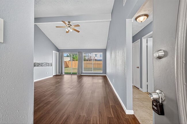Building Photo - 18614 Andalusian Dr