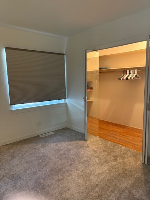 Foto del edificio - 709 Sundown Pl SE