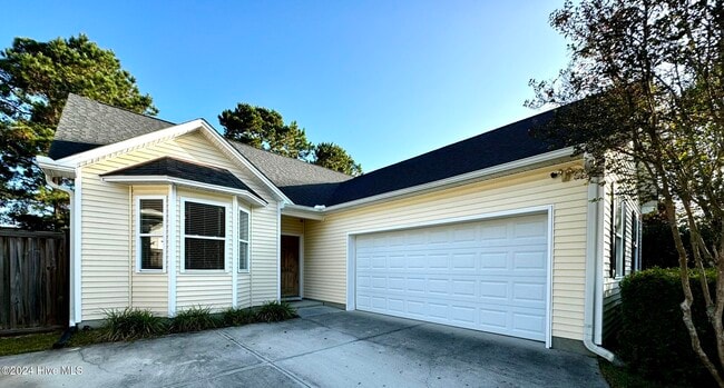 Building Photo - 9440 Night Harbor Dr