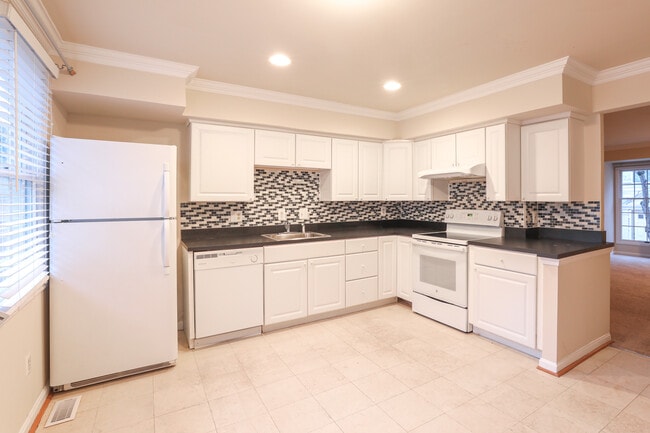 Foto del edificio - 5069 9th St S